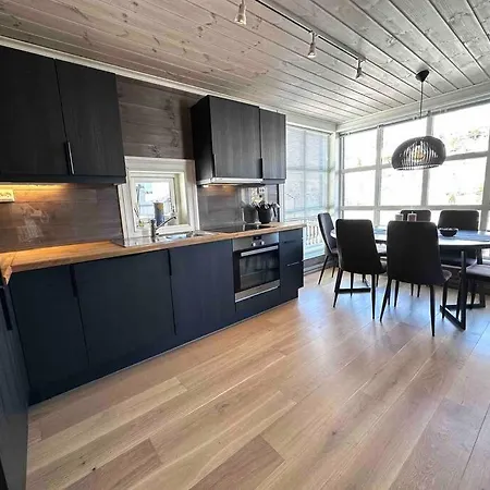 Lovise Mountain Apartment Stranda  Exterior photo